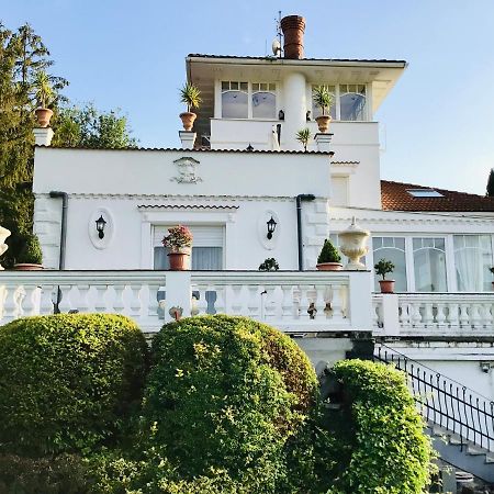 3 Bedroom Private Floor In Luxury Mansion Budapeste Exterior foto